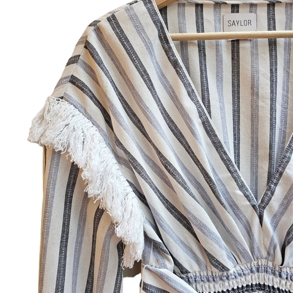 Saylor Linen Blend Jil Top with Belt and Fringe Detail, Size Medium - Picture 4 of 11